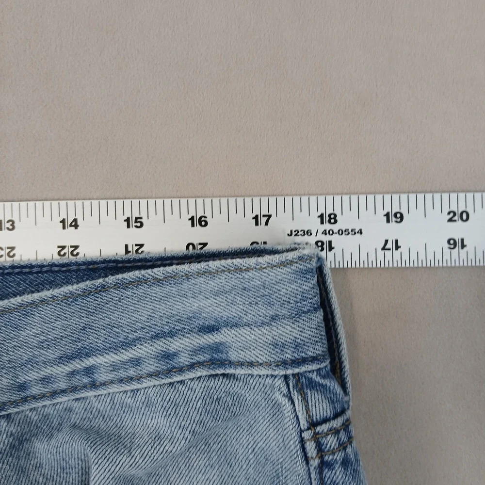 Old Navy 36x32 Mens Jeans Light‎ Wash **Actual 35x26 ** FLAWS